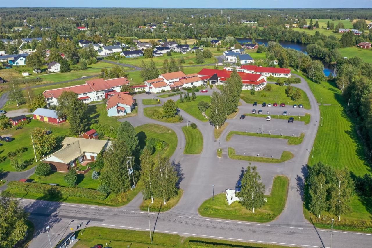 Отель Hotelli Kaustinen Kaustinen